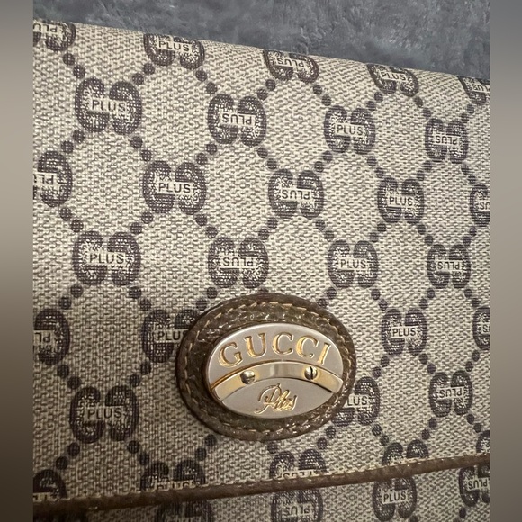 Vintage Gucci Plus Shoulder Bag - Picture 3 of 16